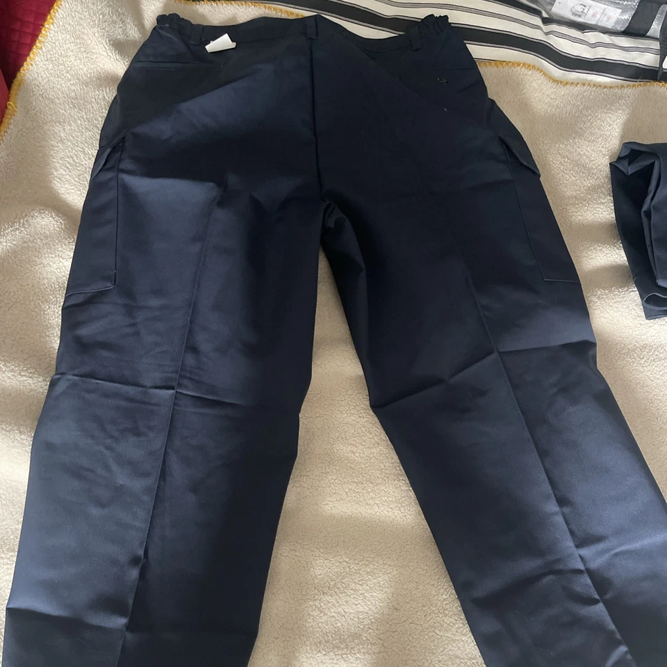 Red Kap Pants Womens 22 Blue Work Slacks hemmed 30 inches long nwt - Image 3 of 3