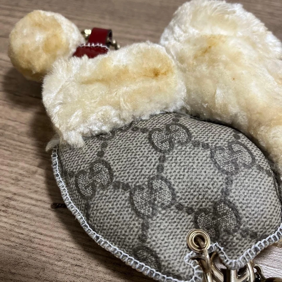 Gucci Guccioli Christmas Cat Motif Leather Keychain Bag Charm Holiday Used - Image 4 of 4