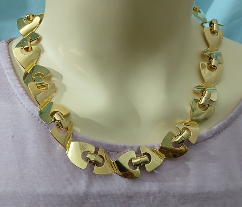 Trifari Golden Women's Necklace Chunky Panel Necklace 70s - Picture 8 of 18