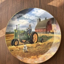 John Deere Collector Plate Life on the Farm Harvest of Gold