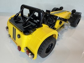 LEGO Ideas: Caterham Seven 620R (21307) opened, complete with box + book
