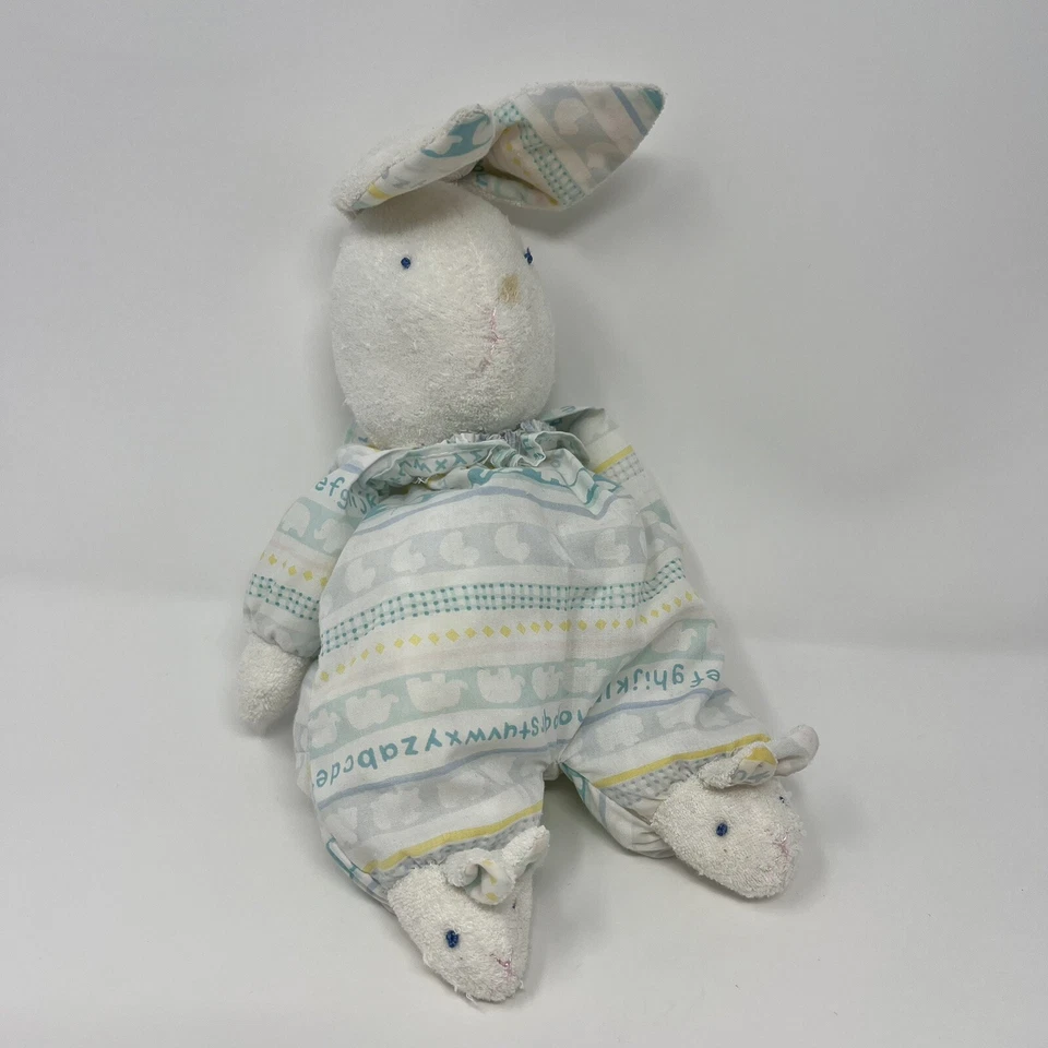De Colección Carters Prestige Terry Bunny Rabbit Peluche Alfabeto ABC Zapatillas Sonajero Peluche Foto 2 de 4