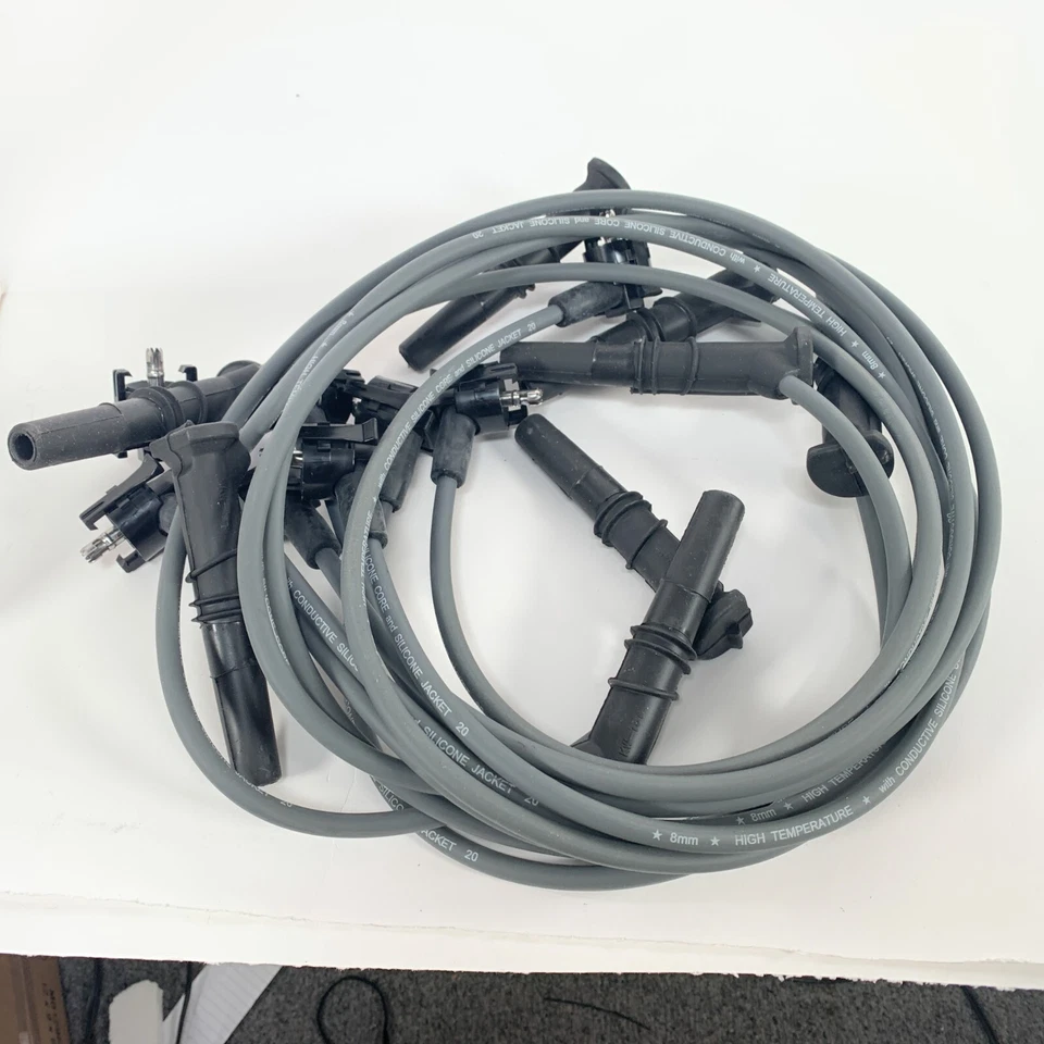 Conjunto de fios de vela de ignição SMP Pro Series 26914 para 92-95 Ford Lincoln Crown Victoria - Imagem 2 de 3