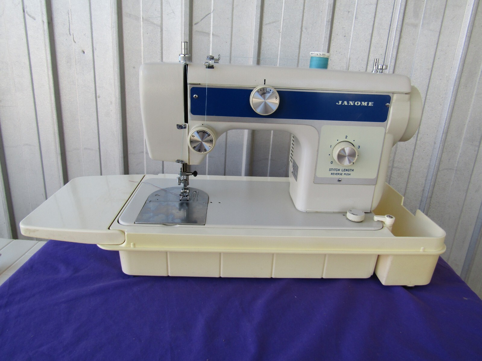 JANOME ZigZag Sewing Machine Electric Foot Control Twin Needle Vintage