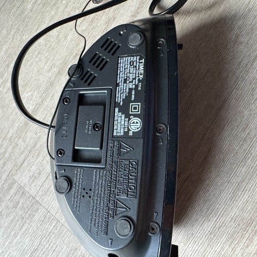 Timex T715 XBBU Redi-Set Dual Alarm Clock Radio AM/FM Large Display Mode Tested - Picture 3 of 4