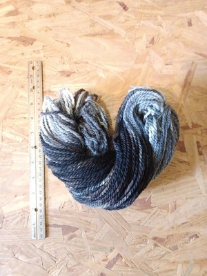 Handspun Merino Wool Yarn Hand Dyed Super Bulky 6 WPI Art Yarn 100yd 100g Black.