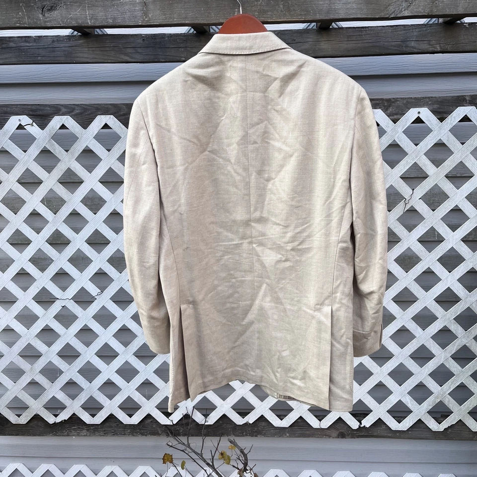 Chaqueta Blazer Abrigo Deportivo Corneliani Talla 52R 3 Botones Seda Marfil Hecho en Italia  Foto 2 de 4