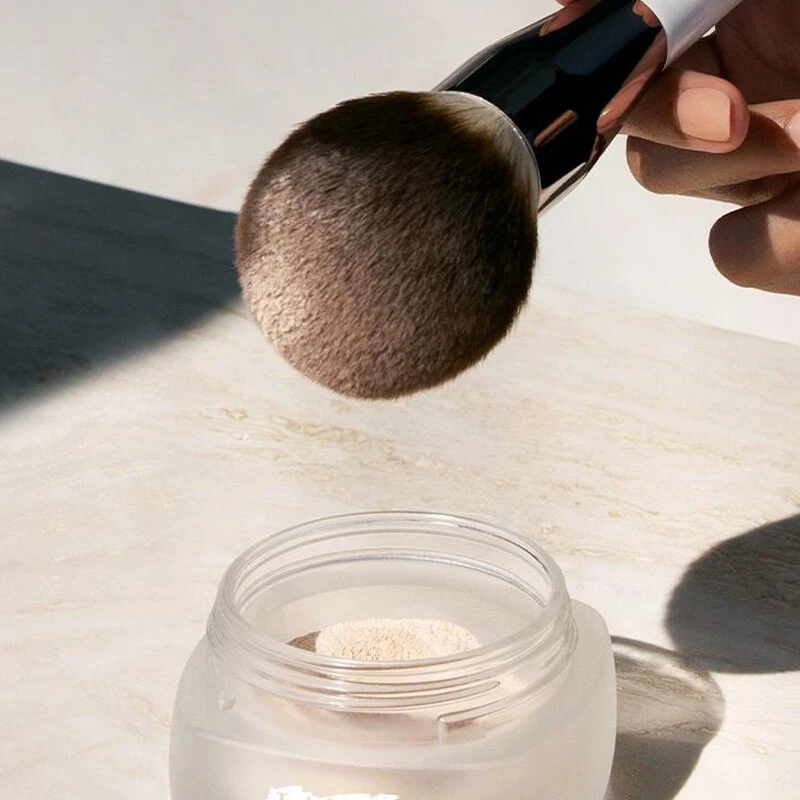 LA MER THE POWDER BRUSH ラメール パウダーブラシ ザ・パウダー ブラシ | ラ・メール La Mer 公式オンラインショップ