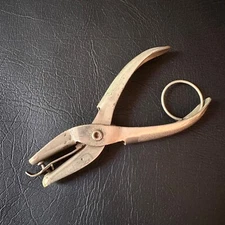 VINTAGE MAUN INDUSTRIES No.250 HOLE PUNCH PLIERS MADE IN ENGLAND
