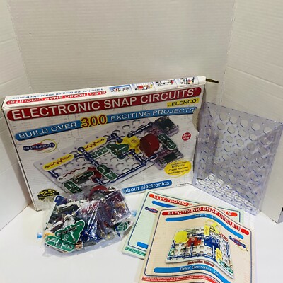 2007 Elenco Snap Circuits SC300 Electronics Kit Science Engineering Tech Toy