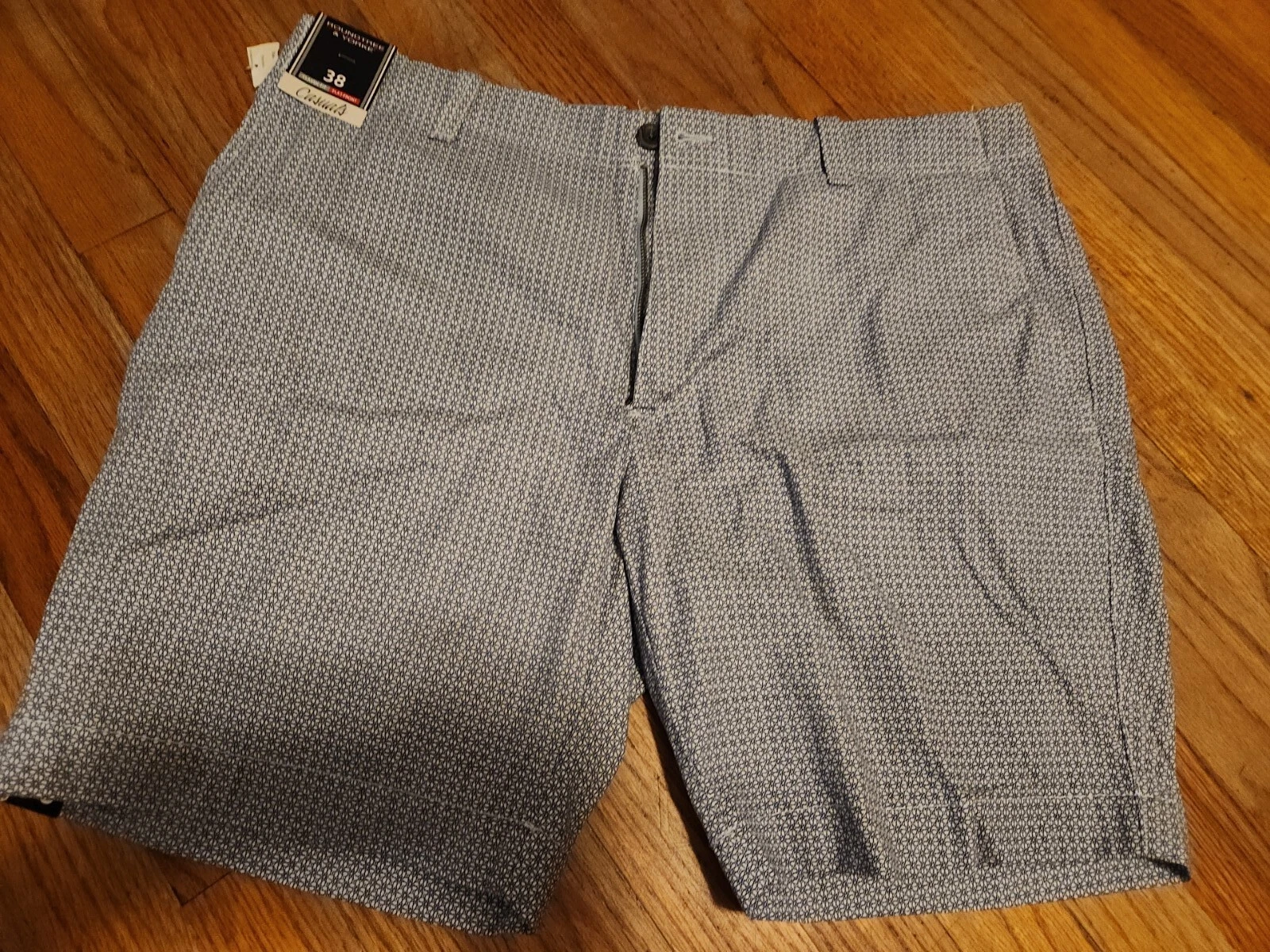 New Roundtree & Yorke Shorts Mens 38 Flat Front Golf Casual Outdoors Blue Print