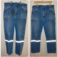 2 Pair Vtg Wrangler 13mwz  38 x 32  Work Jeans With Reflective Legs Costa Rica 