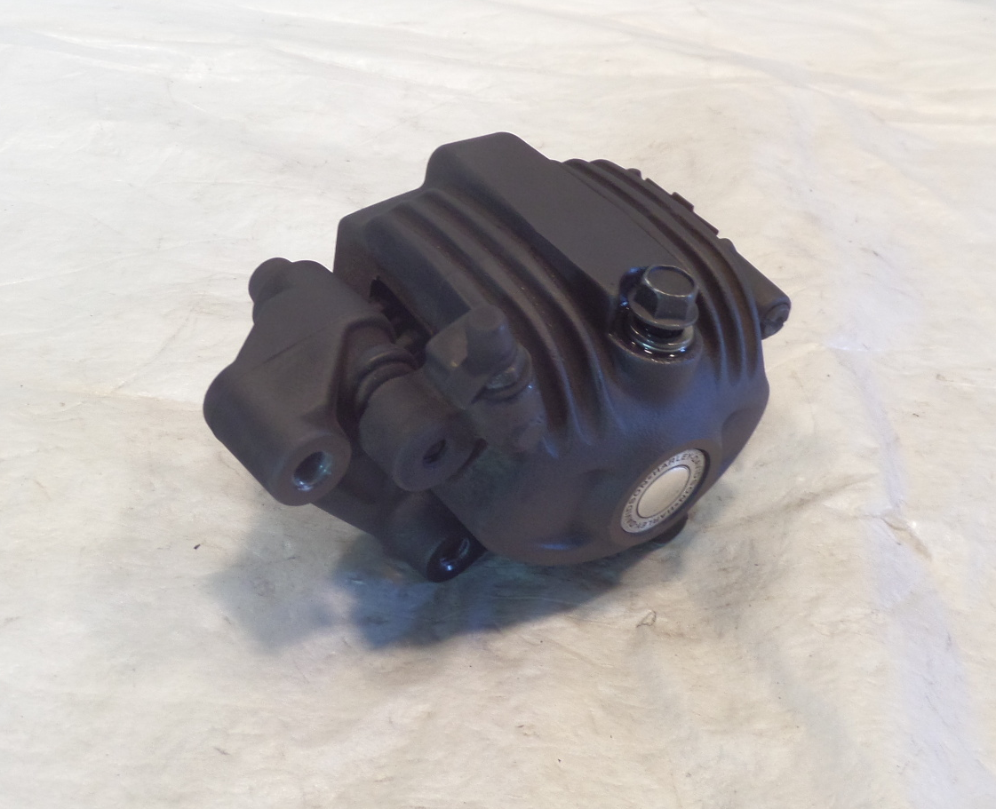 Harley Davidson Sportster 1200 Nightster & 883 Iron Front Left