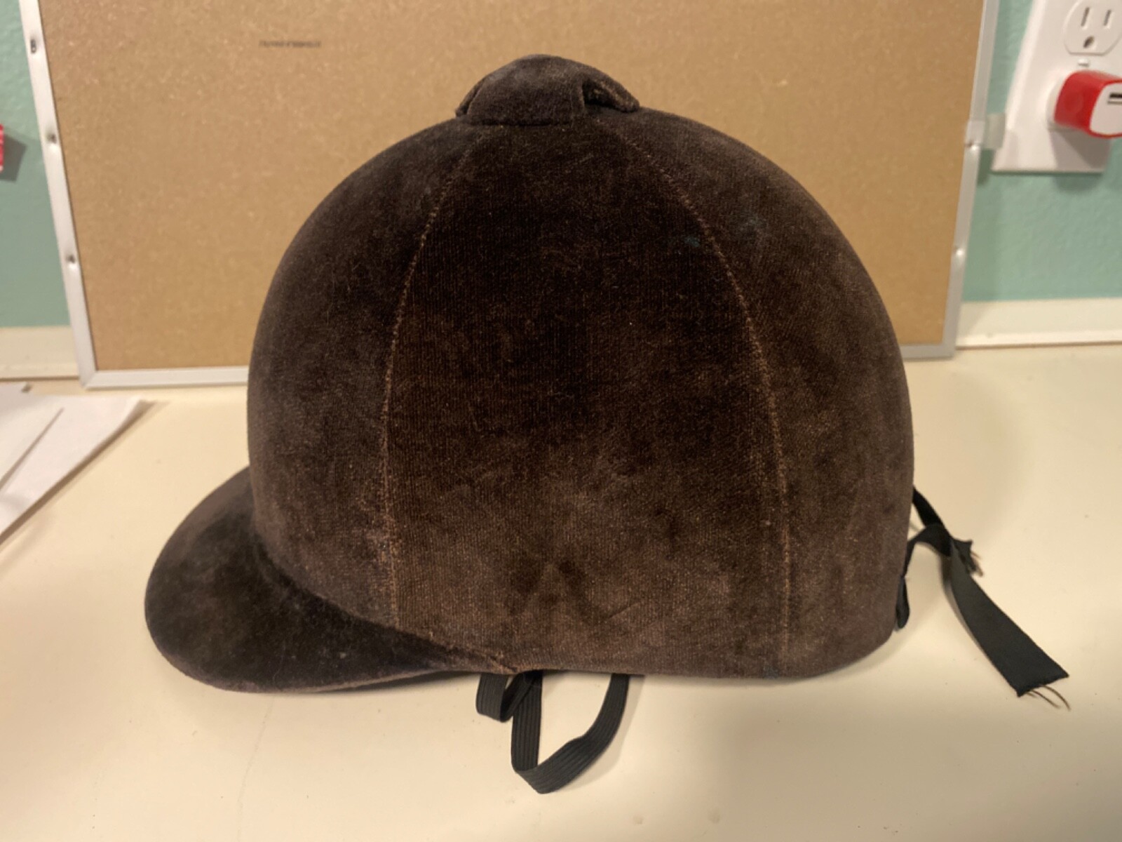 Portland Outdoor Store Vintage Equestrian Brown Velve… Gem