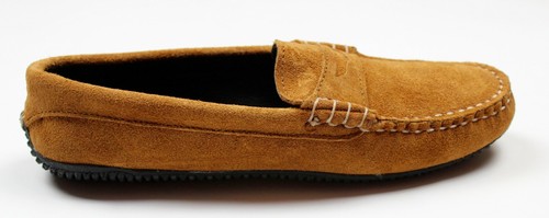 TOTALMENTE NUEVO - Quoddy Penny Driver Zapato Tostado Gamuza - 6 - PRECIO DE VENTA SUGERIDO $249 - Imagen 5 de 8