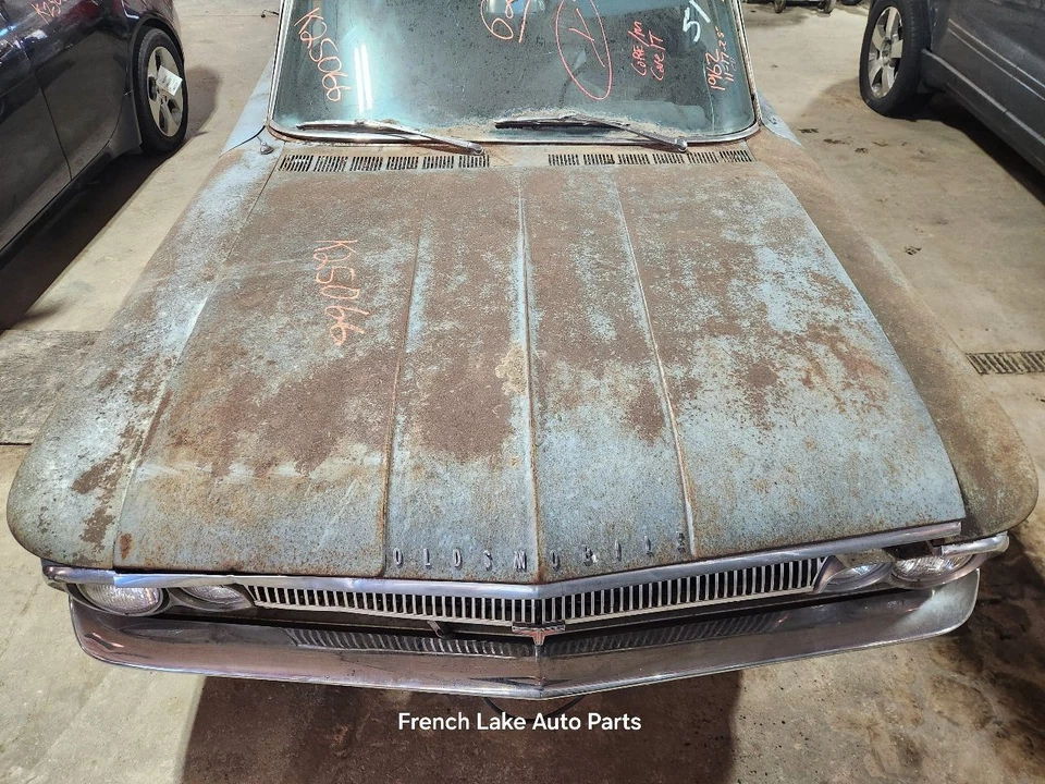 Estilo de tambor de husillo/nudillo delantero izquierdo compatible con Oldsmobile F85 1295734 1962 Foto 4 de 4