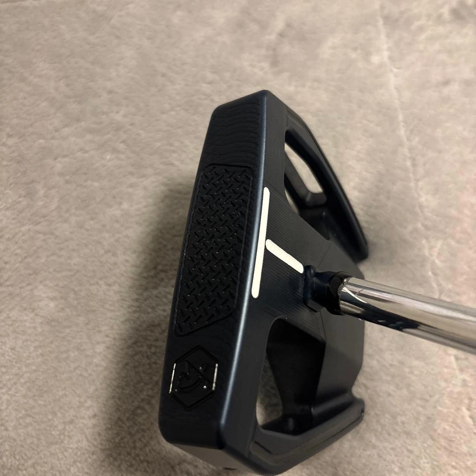 The Burke Golf Fighter Putter 34 Inch - Image 4 of 4