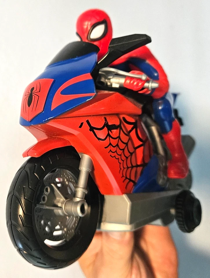 Marvel Spiderman en motocicleta Action Hero Diecast no funciona red fundida 8" de largo Foto 3 de 4