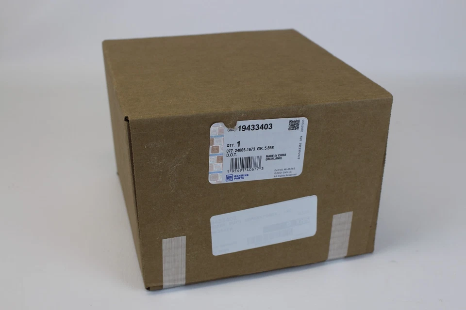 Tapacubos GM 19433403 Original Nuevo en caja sin abrir Foto 3 de 4