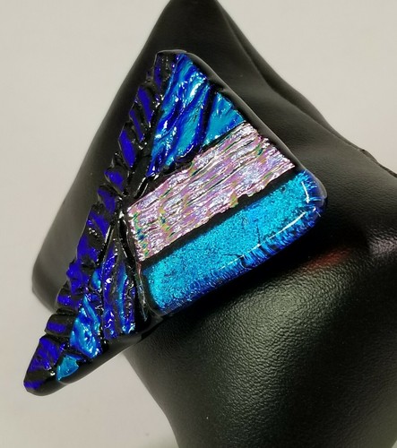 Ladies Dihcroic Triangle Handmade glass Pendant Beautiful - Picture 2 of 5