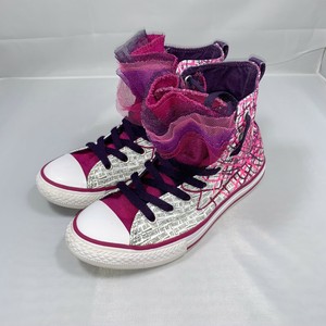 white converse youth size 4