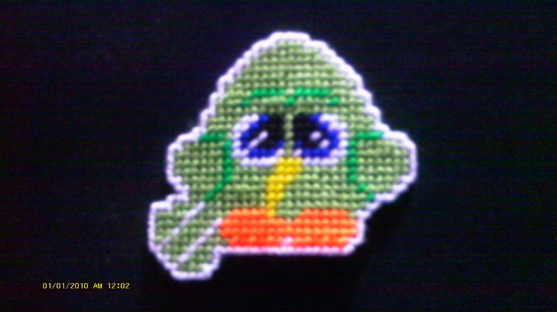 HUMMINGBIRD -- CUDDLY CRITTER MAGNET -- PLASTIC CANVAS
