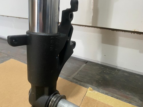 HONDA CBR 929 Front End Forks, Top & Bottom Yokes, Wheel spindle, Clip ons (2) - Picture 8 of 24