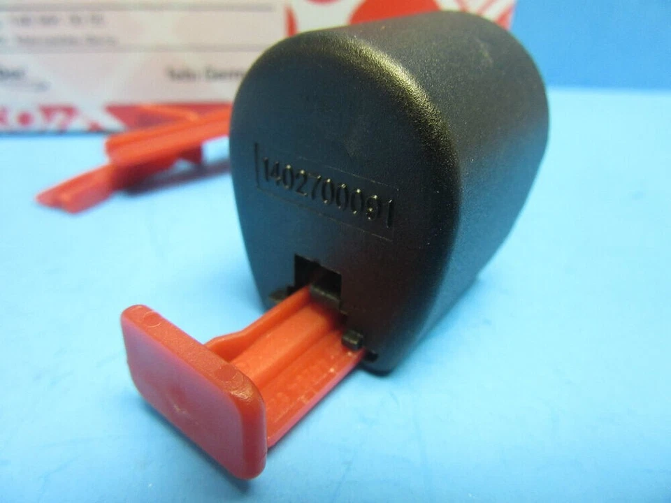 5 Automatic Transmission Oil Cap Locking Pins for Mercedes OEM # 1409910055 Foto 2 de 4