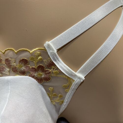 28-37 M White Floral Embroidered Thong Fem Boy Trans Women Men Pouch Panties - Picture 3 of 7