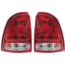 Set of 2 Tail Light For 2004-2005 Buick Rainier CXL Plus LH & RH w/ Bulb