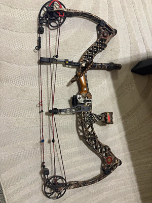 Matthew Z7 left-handed bow