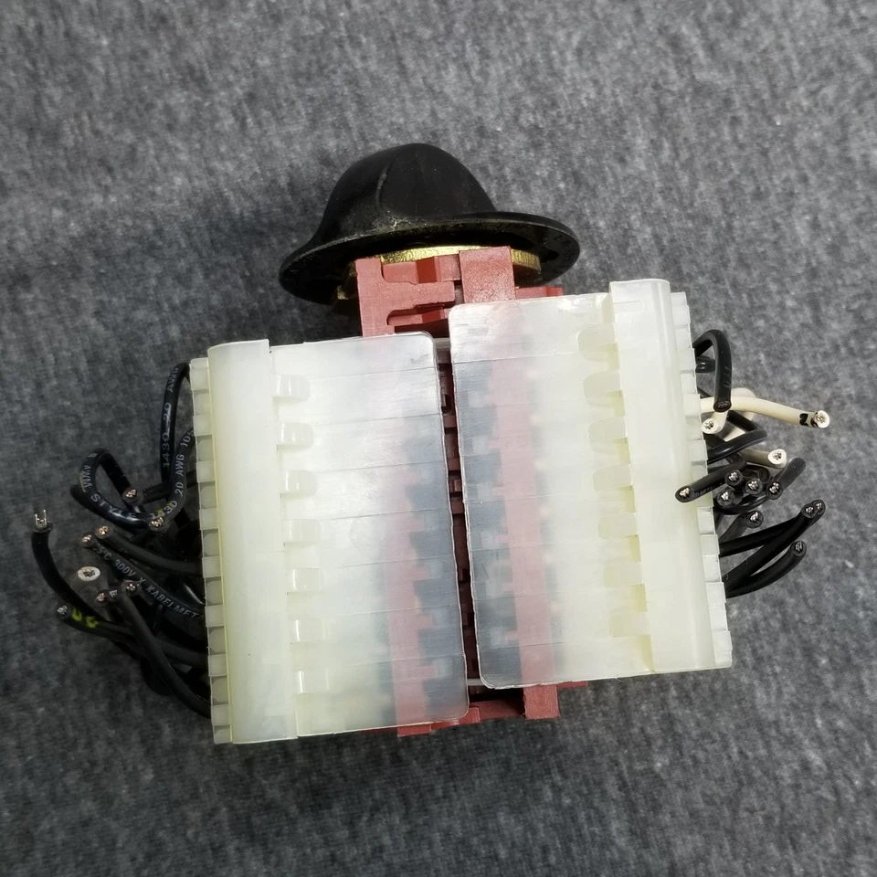 Switch Typ 16CH 16(4)CH 16(4)/250 10(2)/380 T85 - Imagem 4 de 4