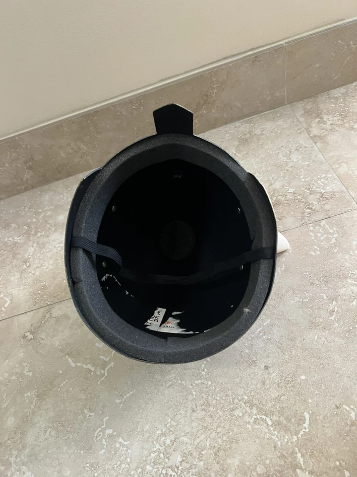 Casco cruzado medieval de plástico para niños casco de caballero templario disfraz cuernos Foto 3 de 3