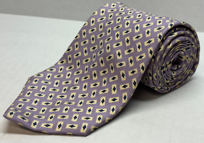 Brooks Brothers Makers Geometric Design Light Purple Tie Necktie 4in x 59 in