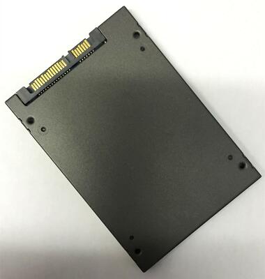 Dell Alienware Corp M17 R1 KINGSTON 240GB 240GB SSD JETZT 300V 10X SCHNELLER 450MBS