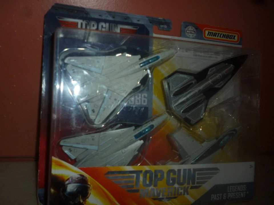 MATCHBOX TOP GUN MAVERICK PLANES 1986 LEGENDS PAST & PRESENT NEW MOSC - Image 2 of 4