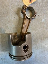 IP8279 JOHNSON EVINRUDE OMC PISTON AND CONNECTING ROD, 322212, 381798