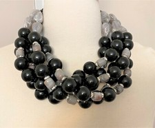 Collana con perle nere acriliche, marmorizzate grigie e strass Angela Caputi