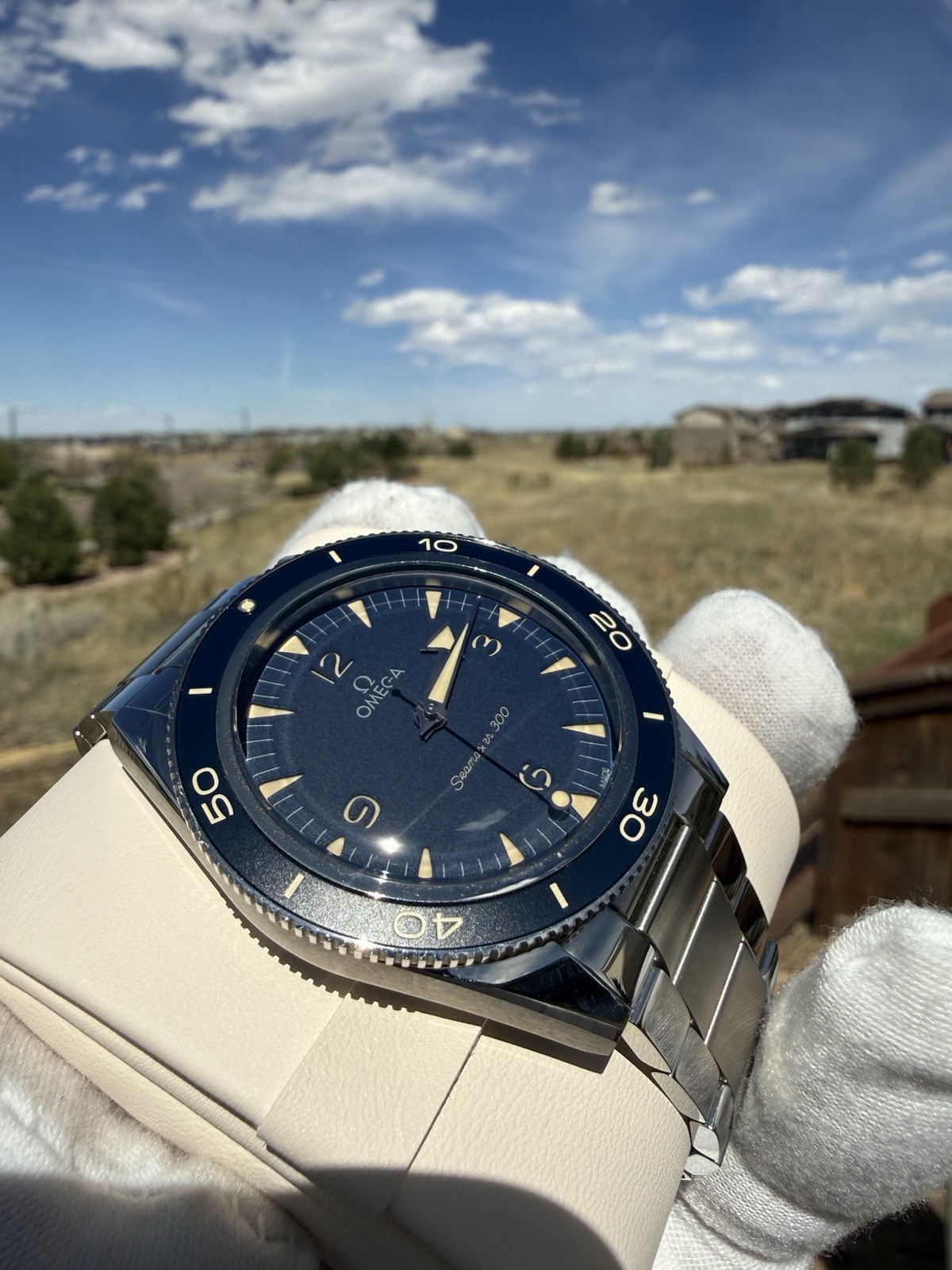 Omega Seamaster 300 Blue 41mm 234.30.41.21.03.001 – Excel Cond – Full Set – 2023 image 2