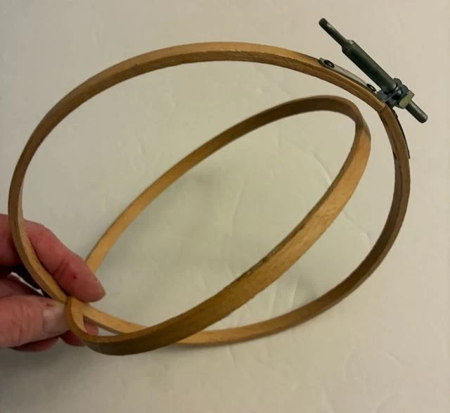 Vintage Lot of 2 Flat Screw Tension 6" Wood Round Embroidery Hoops USA - Image 4 of 4