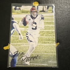 2020 Panini Chronicles - Luminance Update Rookies Joe Burrow #201 (RC)