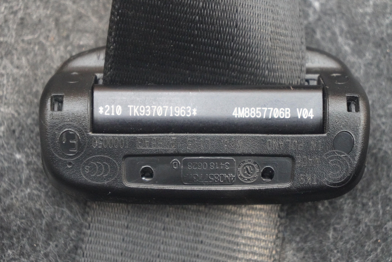 Front Right Passenger Seat Belt Retractor 4M8857706 BV04 Lamborghini Urus 2019