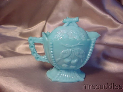VINTAGE BLUE MILK GLASS CREAMER  EAPG