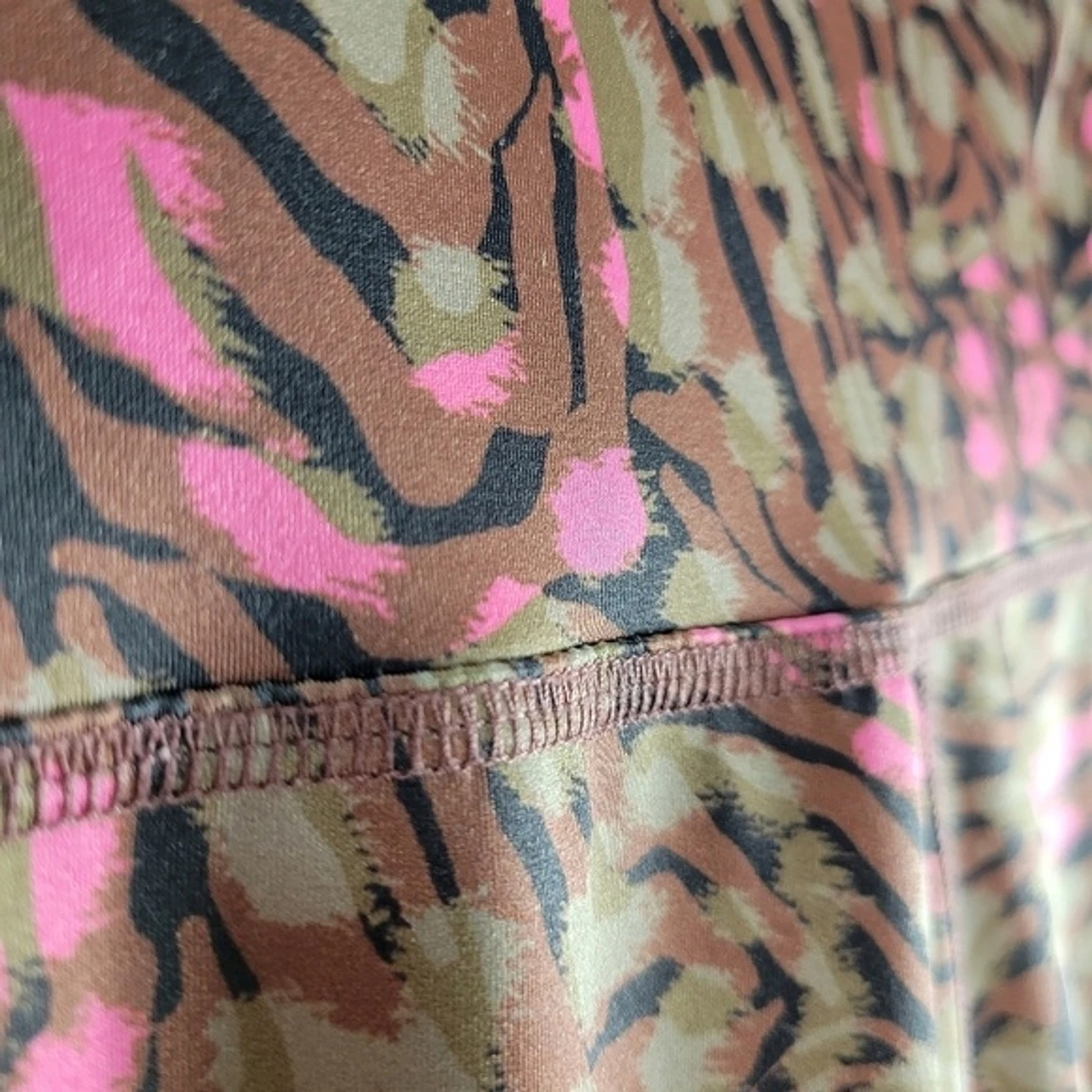 beyond-yoga lux electric cheetah swirl high waist leggings
