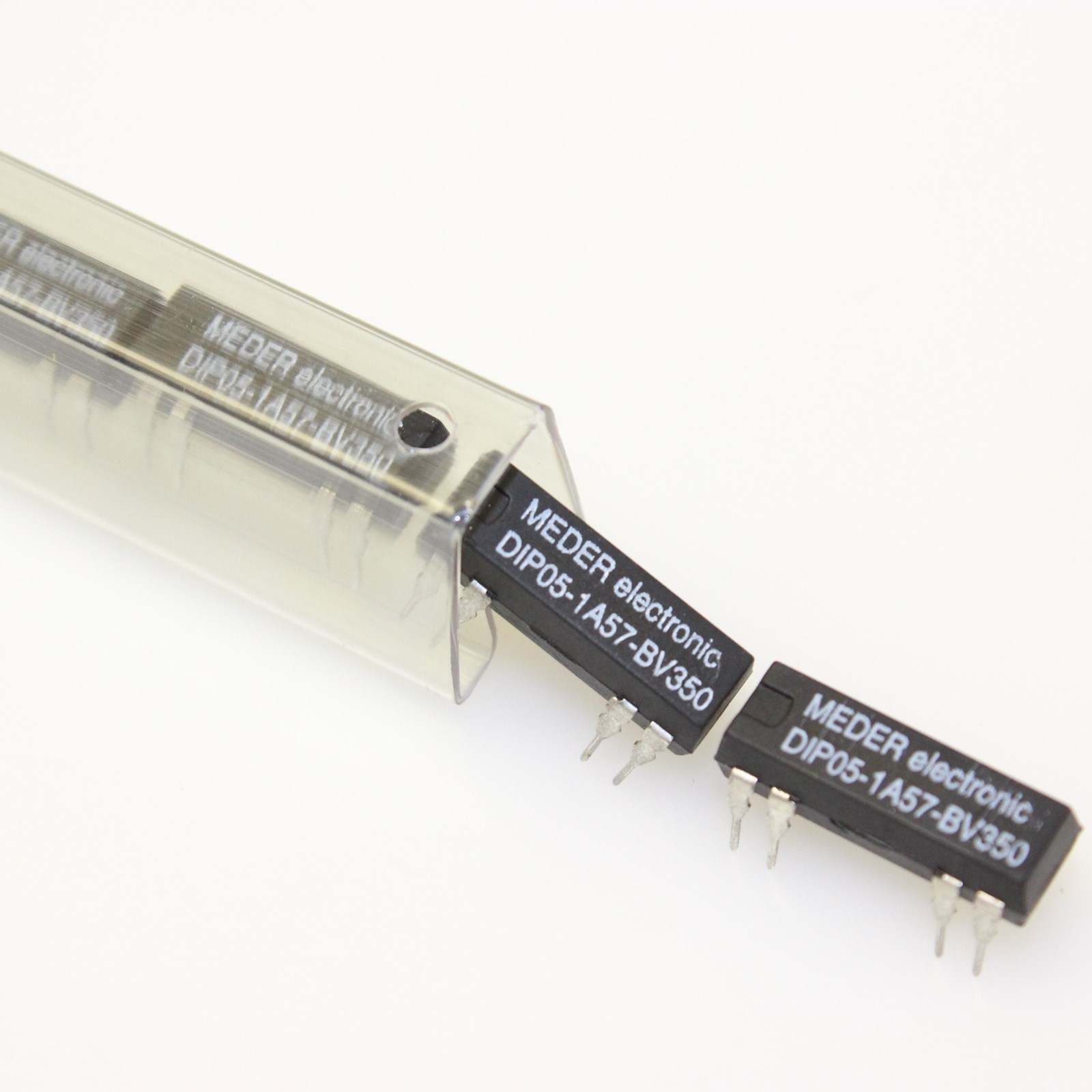 Meder DIP05-1A57-BV35 SPST 5VDC 350 OHM 1 Form A coil dip reed relay ...