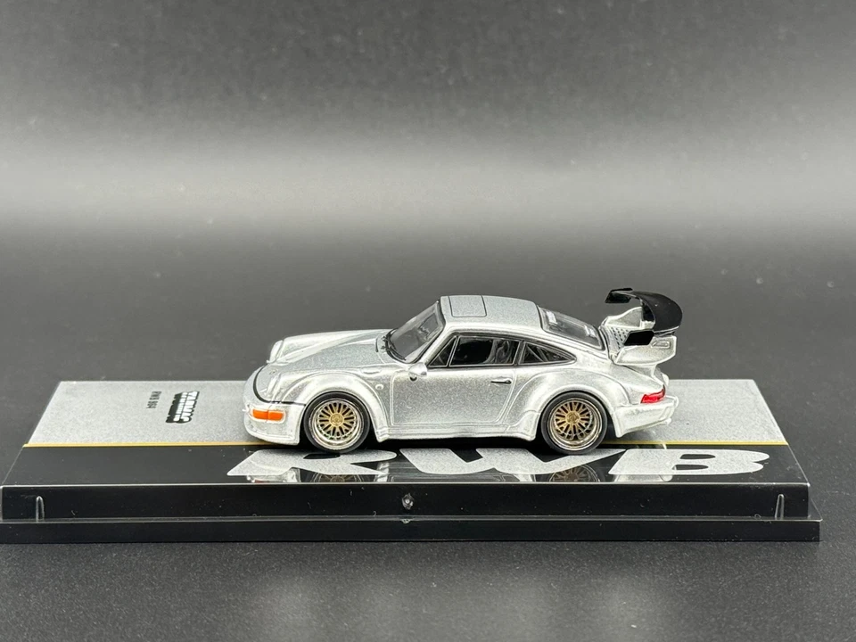 Tarmac Works RWB 964 Argento – Hobby64 1/64 - Immagine 2 di 4