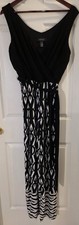 NWOT R&M Richards Women s Black/White Sleevel...