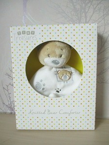 tiny treasures knitted bear comforter