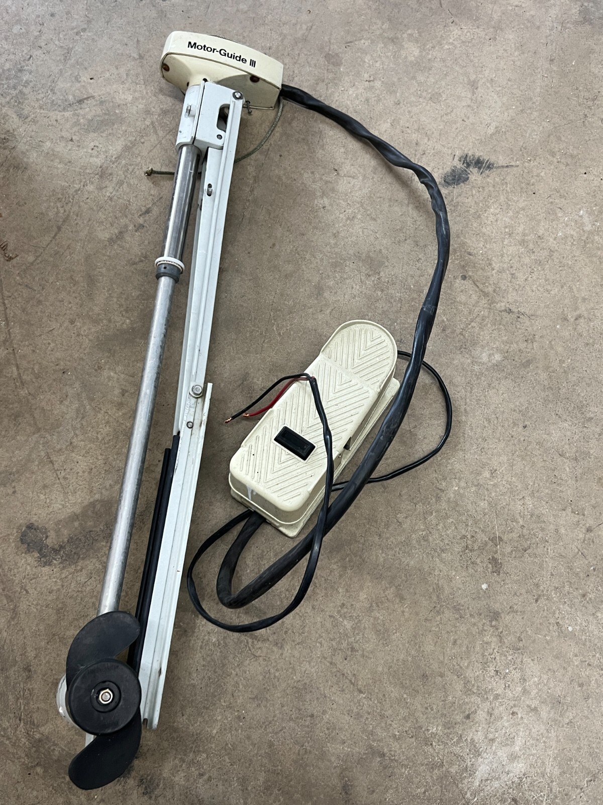 Motor Guide III Bow Mount trolling motor model 2600 foot cable steer