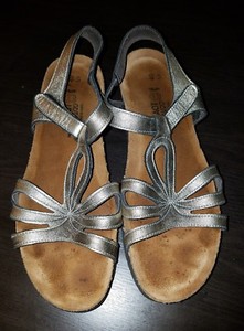 Womens NAOT gold metallic leather single strap flat slip on sandal shoe. 9 M | eBay
